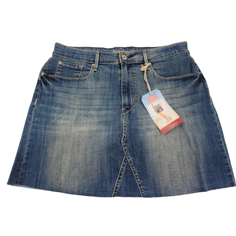 Levi's Strauss Women's Signature High Rise Skirt Sz 10 Waist‎ 31 Blue Denim NWT